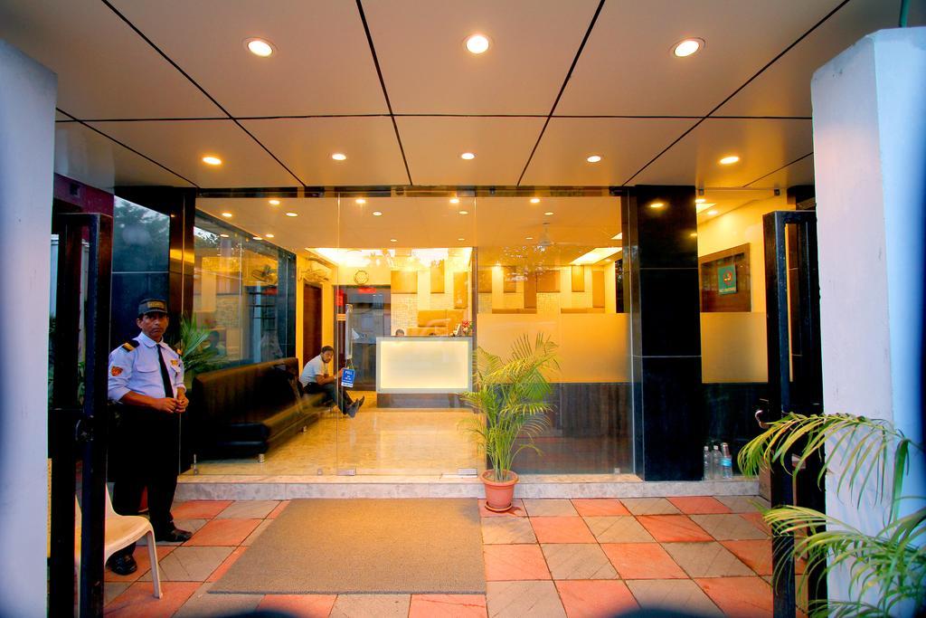 Crest Inn Колката Екстер'єр фото