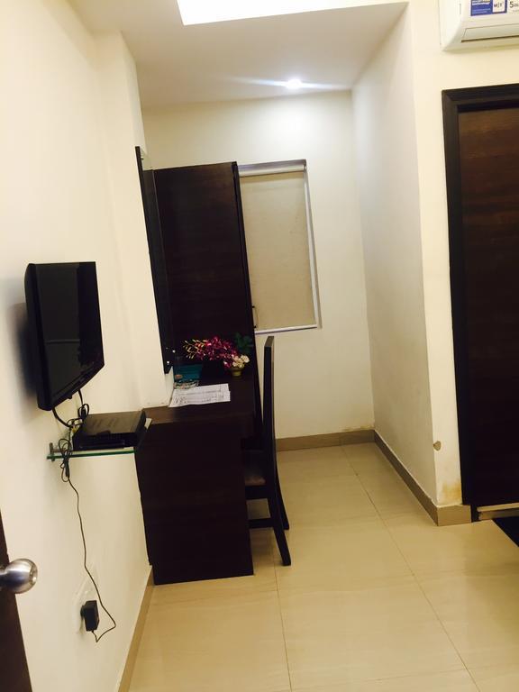 Crest Inn Колката Екстер'єр фото
