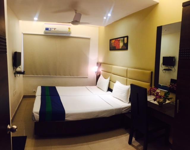 Crest Inn Колката Екстер'єр фото